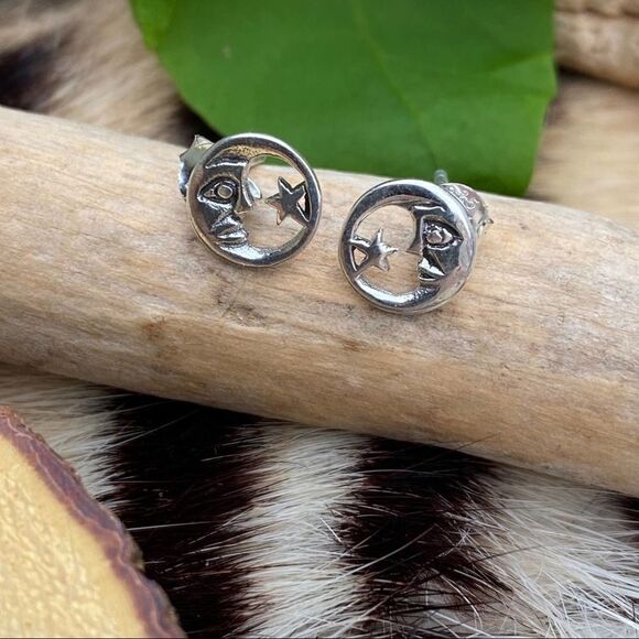 Moon & Star Sterling Silver Stud Earrings - Picture 1 of 5